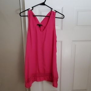 Adorable sleeveless top